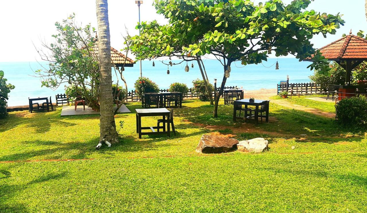 Blue Water Beach Resort Varkala Zewnętrze zdjęcie